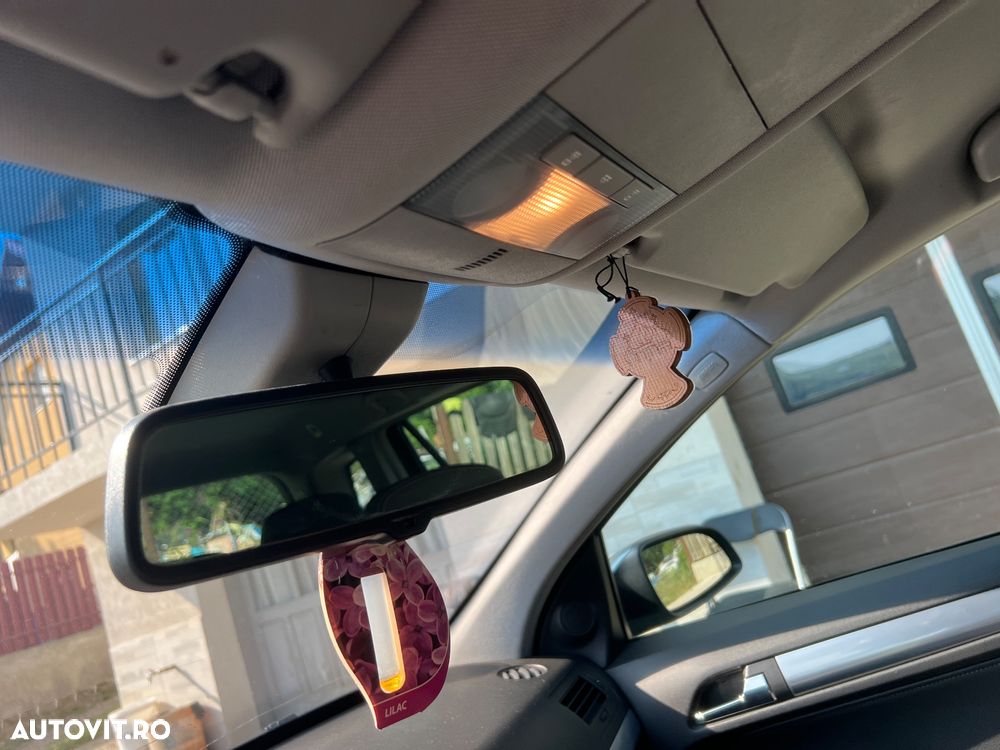 Opel Astra - 16