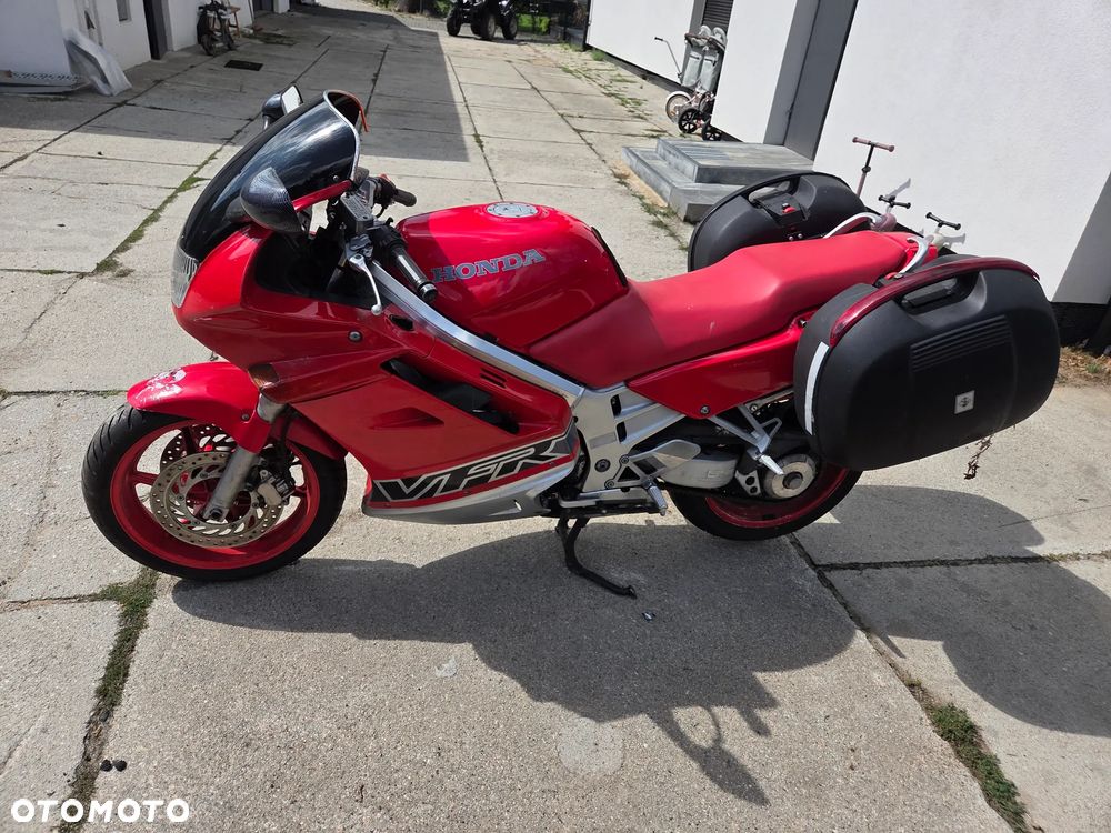 Honda VFR - 6