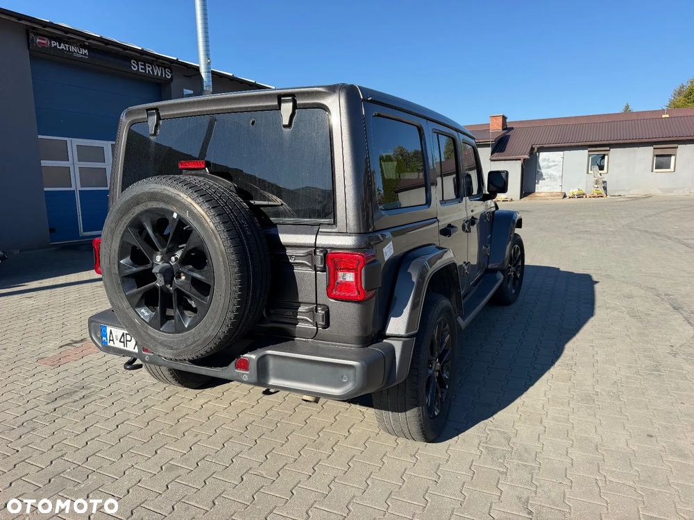 Jeep Wrangler - 2