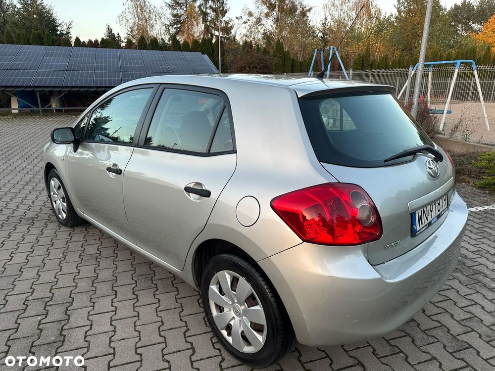 Toyota Auris 2008 photo 5
