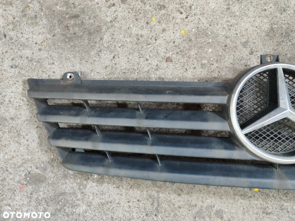 atrapa gril znaczek MERCEDES do MERCEDES sprinter 903 00-06r - 2
