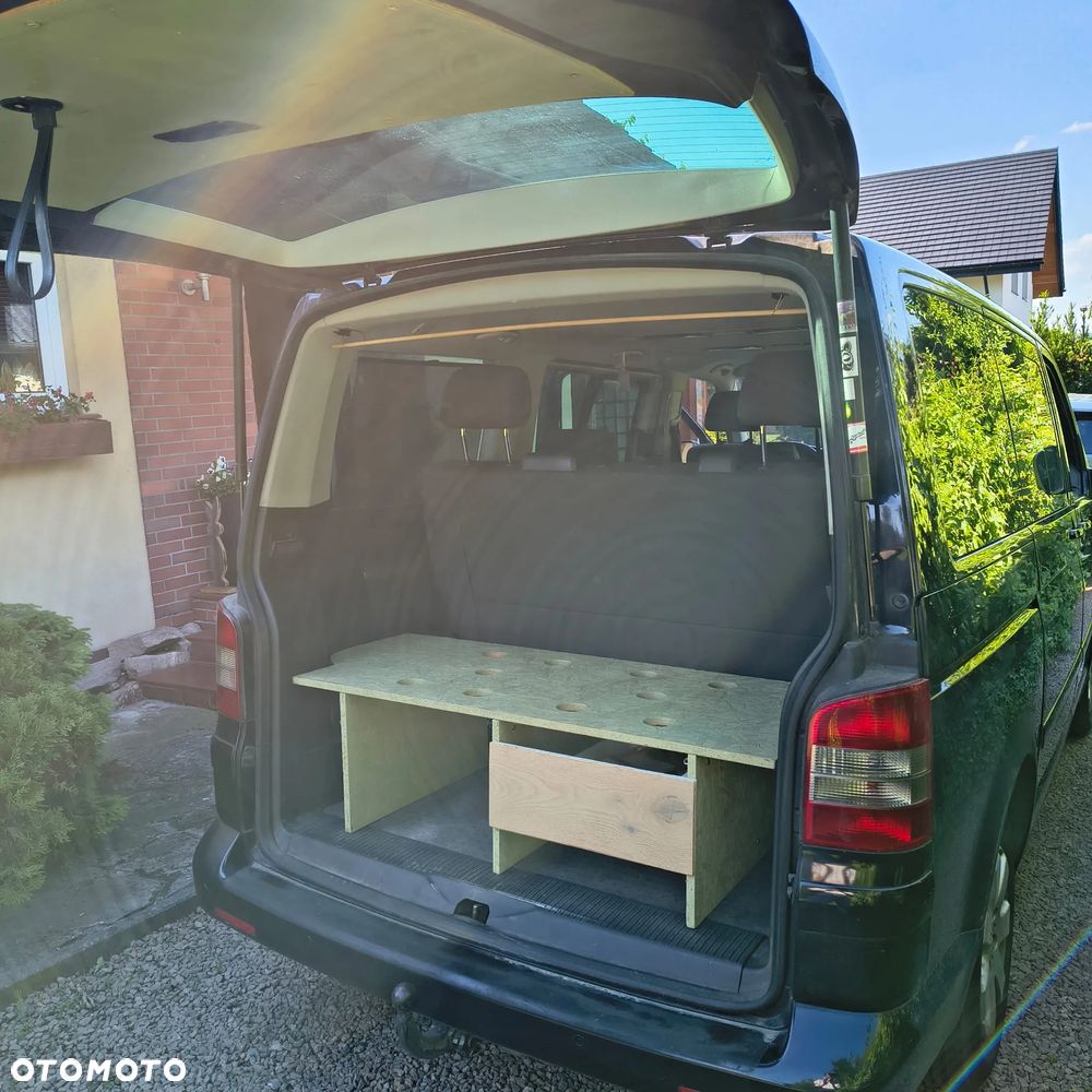 Volkswagen Multivan - 6
