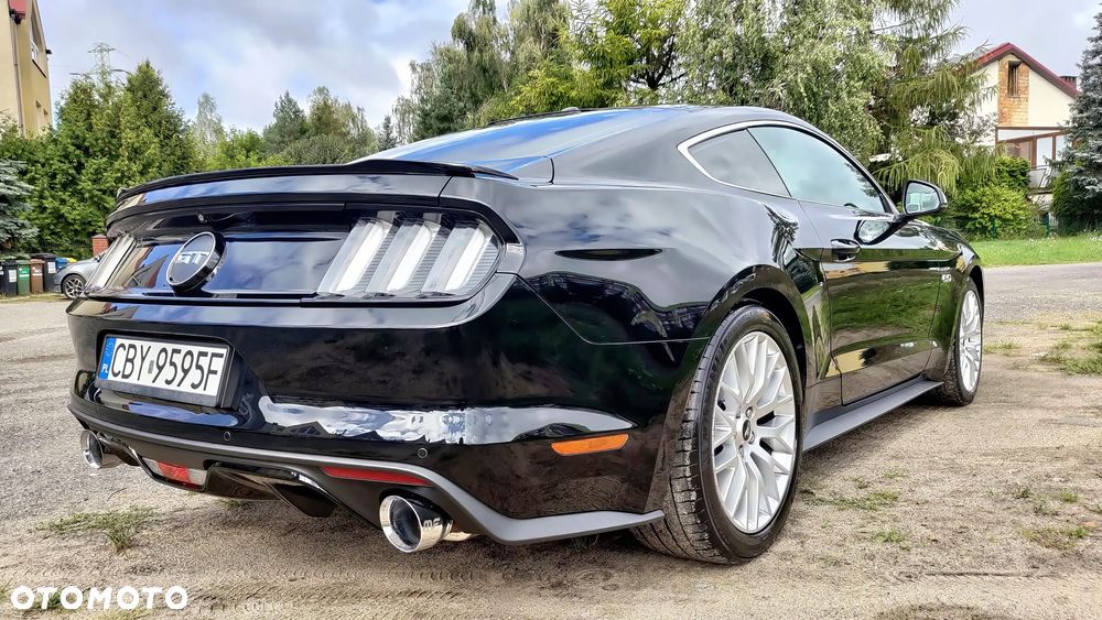 Ford Mustang 5.0 V8 GT - 14