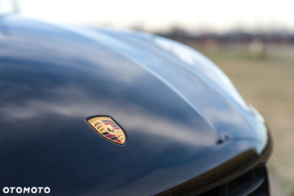 Porsche Macan - 4