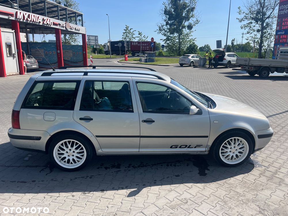 Volkswagen Golf 1.9 TDI Basis - 4