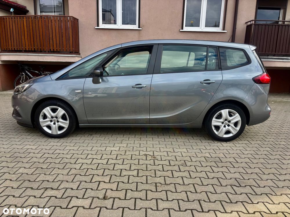 Opel Zafira - 12