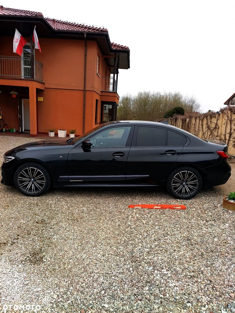 BMW Seria 3 318d M Sport - 3