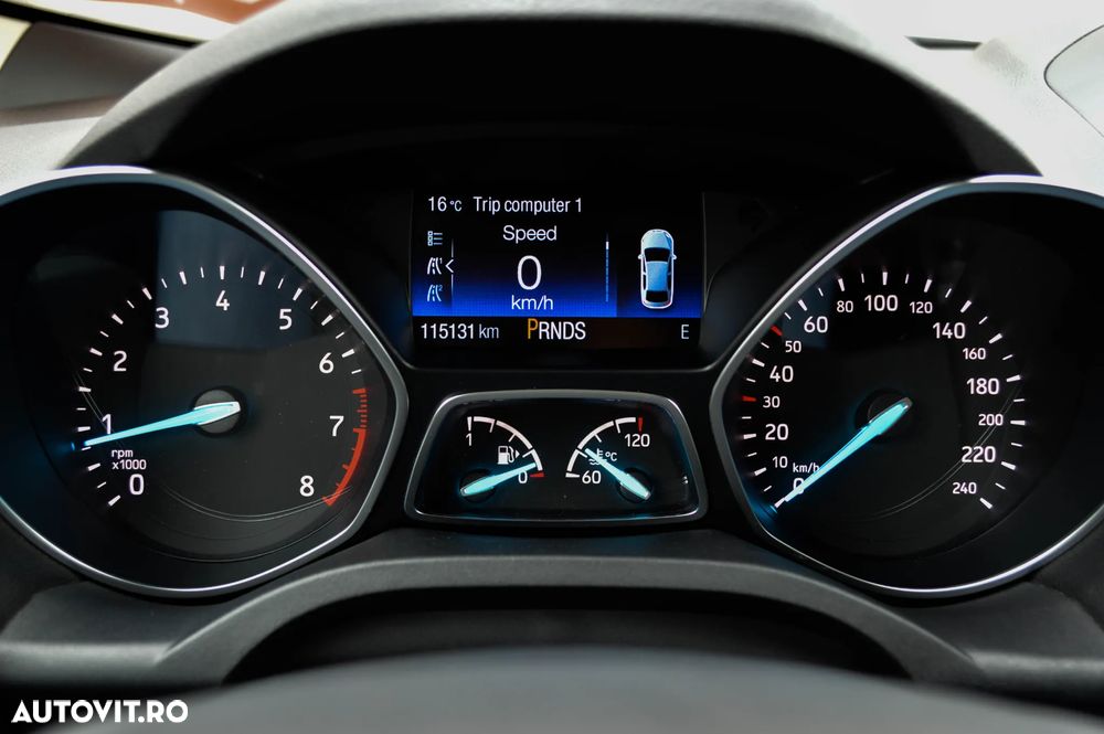 Ford Kuga 1.5 EcoBoost 4x4 Aut. Trend - 24