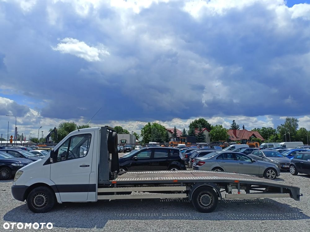 Mercedes-Benz Sprinter - 3