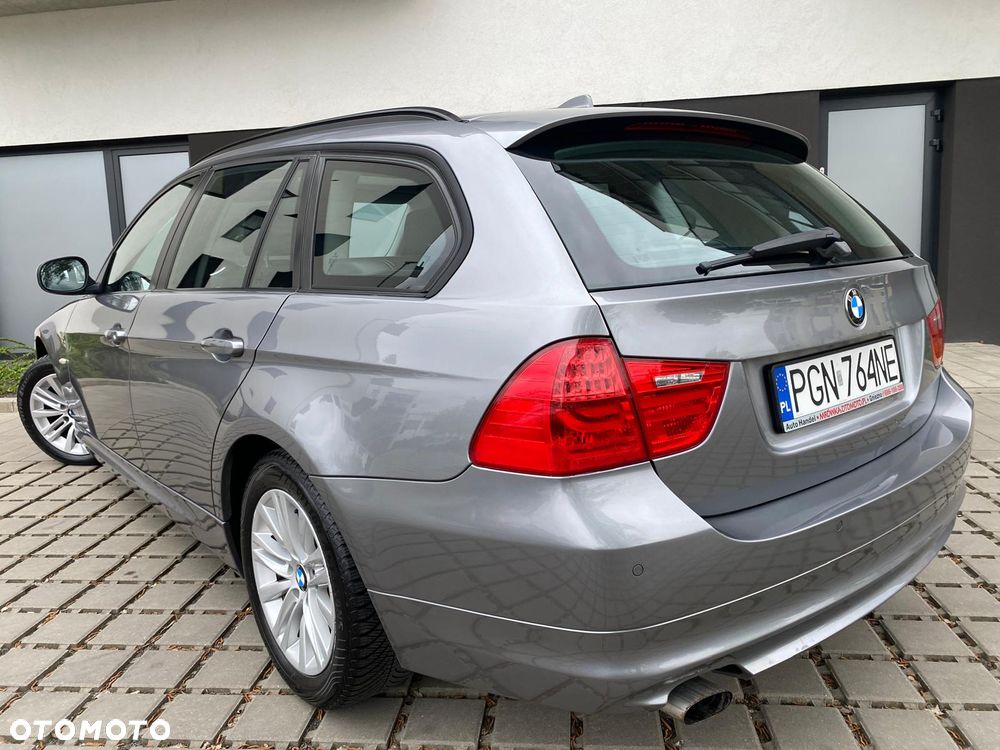 BMW Seria 3 318i Edition Exclusive - 3