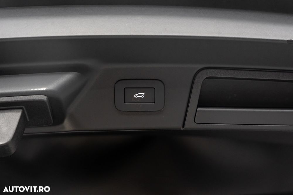 Land Rover Range Rover Velar 2.0 R-Dynamic HSE - 26