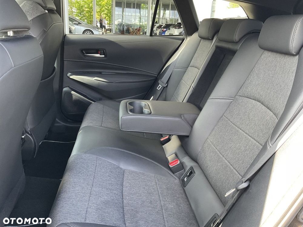 Toyota Corolla 2.0 Hybrid Style - 14