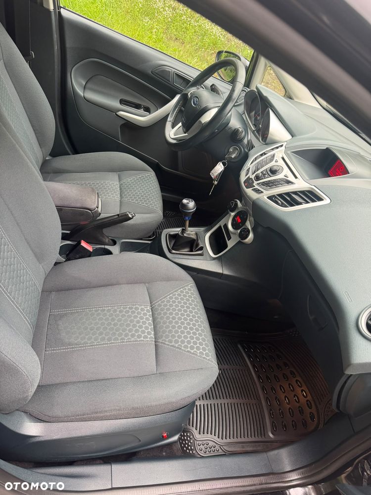 Ford Fiesta 1.25 Champions Edition - 13