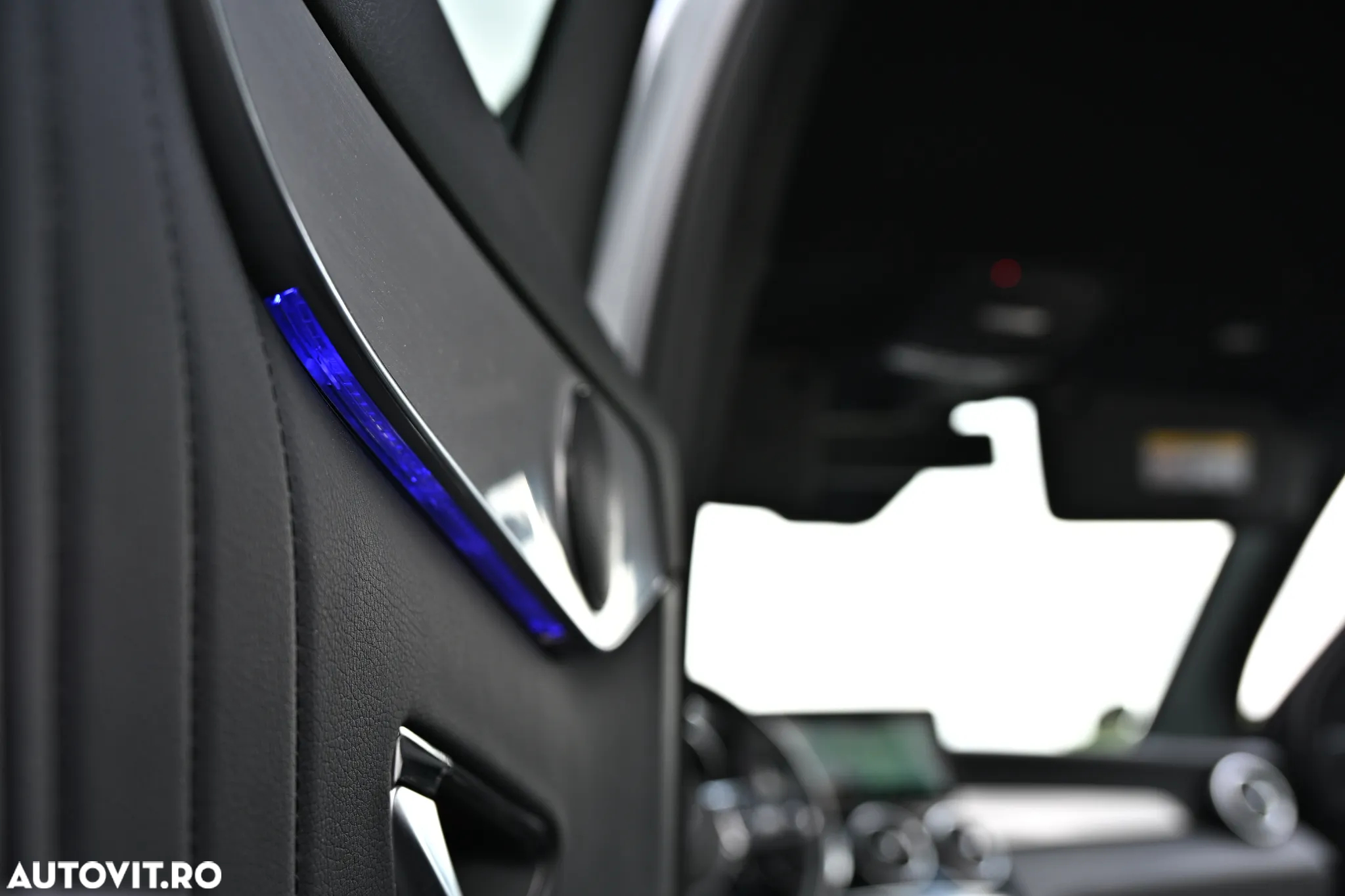 Mercedes-Benz GLC 300 d 4MATIC - 27