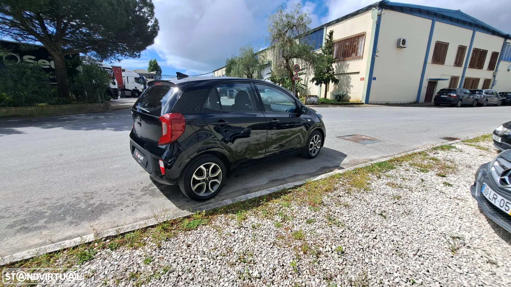 Kia Picanto 1.0 CVVT LX - 35
