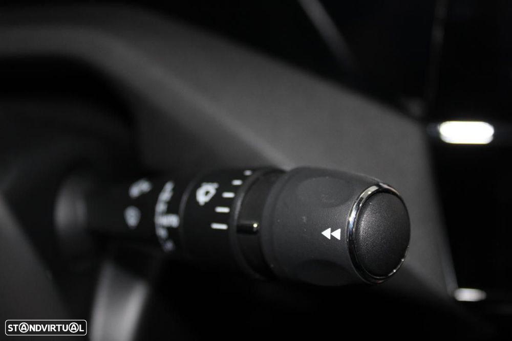 Peugeot E-408 58 kWh GT - 20