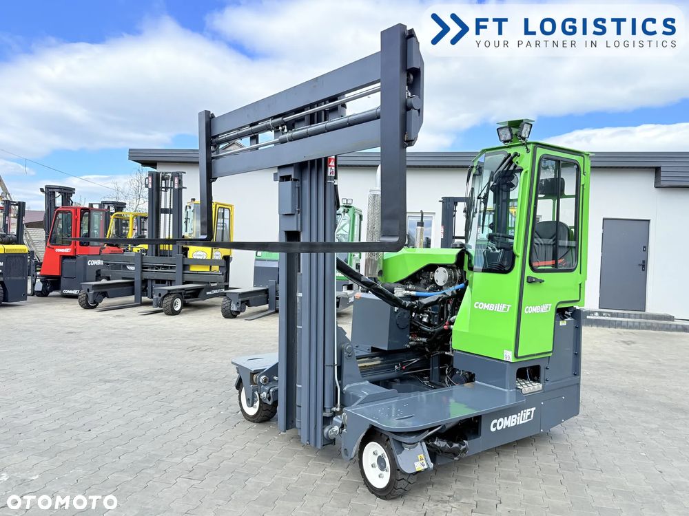 Combilift WÓZEK CZTEROKIERUNKOWY - WIELOKIERUNKOWY - SPRZEDAŻ - WYNAJEM | COMBILIFT C3000 | DIESEL | TRIPLEX 5952MM | SZEROKI POZYCJONER WIDEŁ 2700MM | WOLNY SKOK | STAN IDEALNY | Szeroka oferta wózków czterokierunkowych i bocznych, dopasowanych do różnorodnych potrzeb i zastosowań - 23