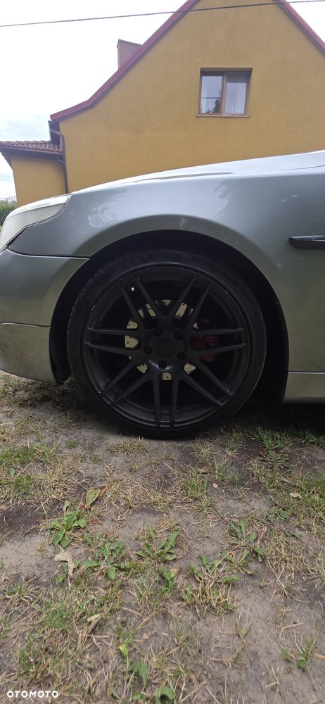 BMW Seria 5 525i - 11