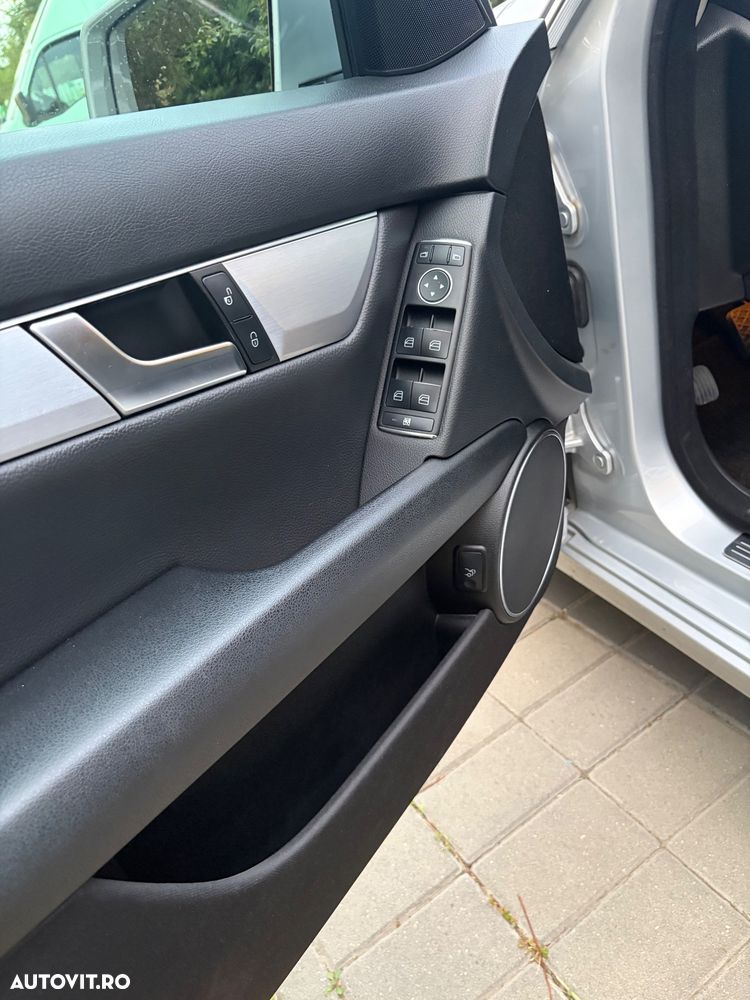 Mercedes-Benz C 250 CDI 4-Matic BlueEFFICIENCY - 2
