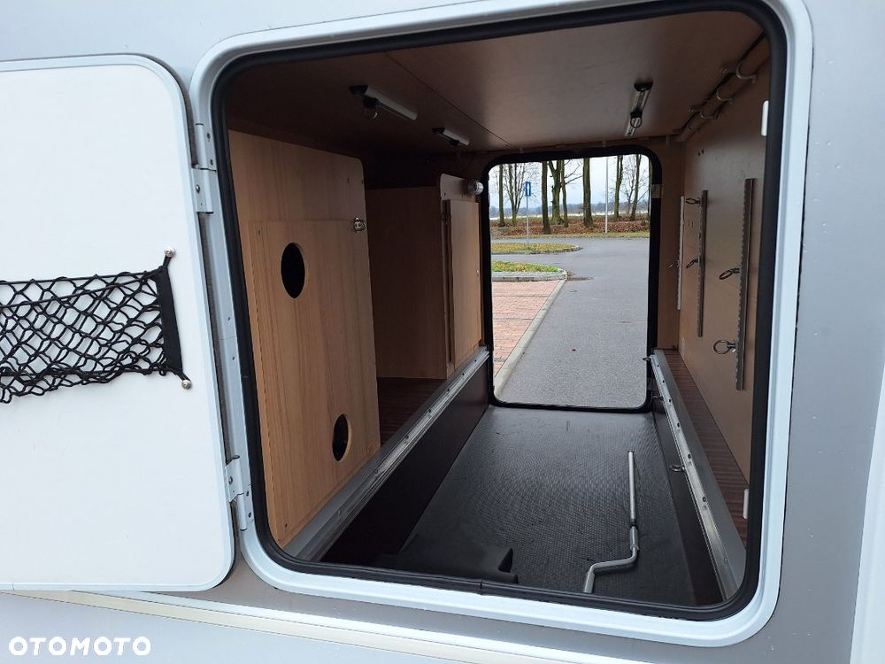 Carado T344 półintegra klimatyzacja hak - 26