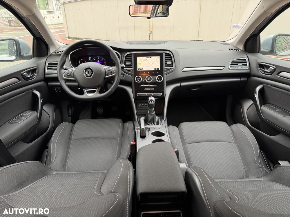 Renault Megane BLUE dCi 115 TECHNO - 4