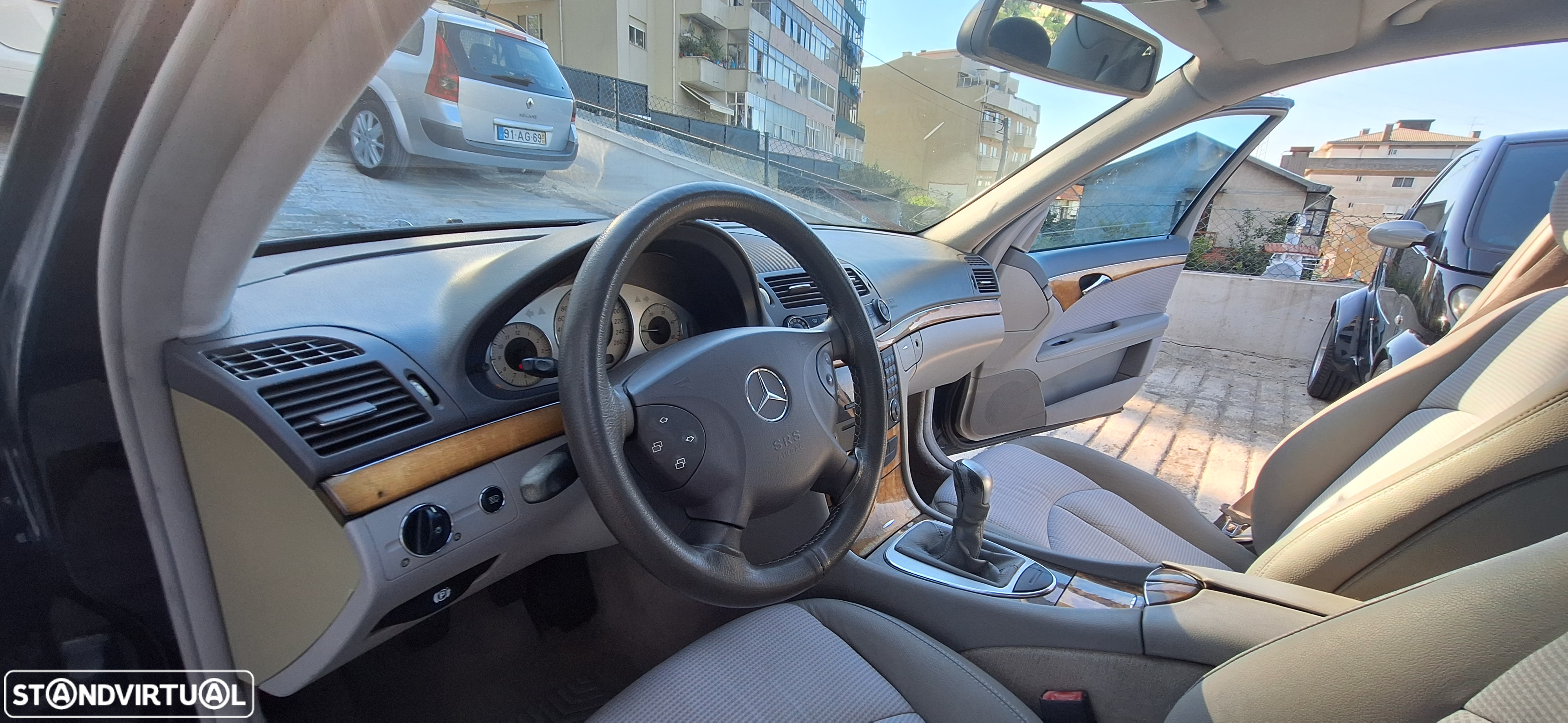 Mercedes-Benz E 220 CDi Avantgarde - 15