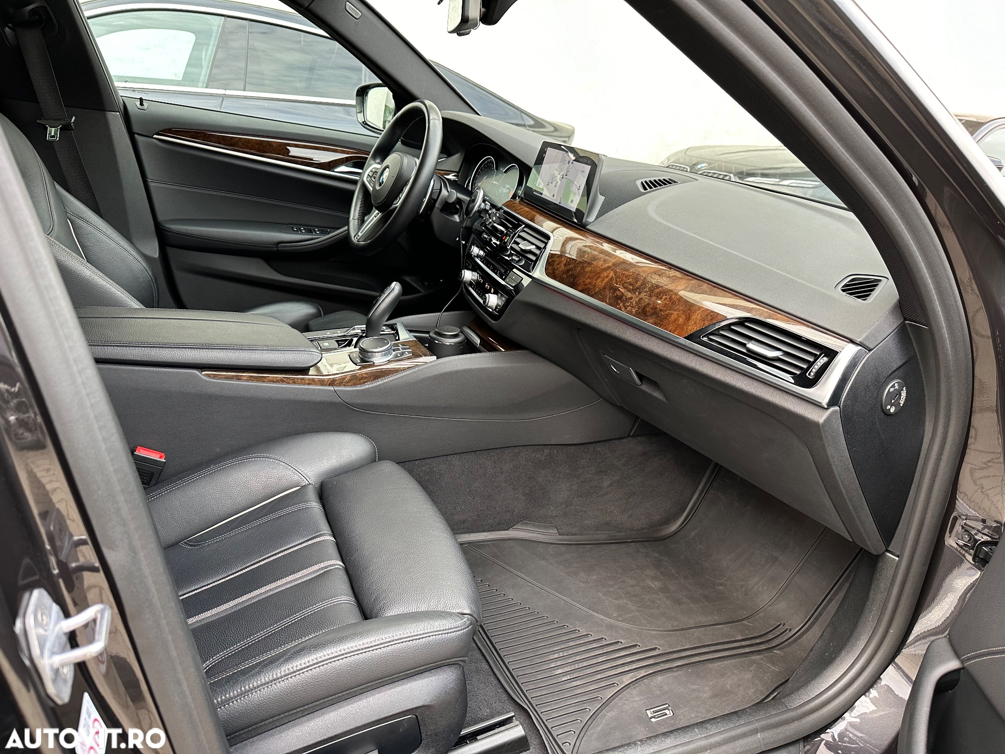 BMW Seria 5 530e AT PHEV - 16