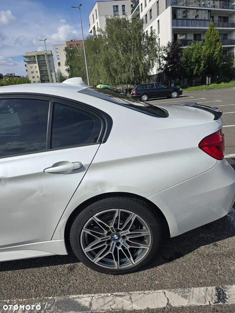 BMW Seria 3 320i xDrive - 5