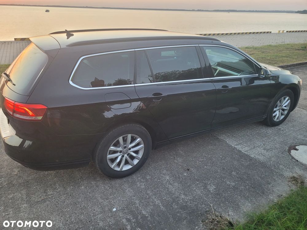 Volkswagen Passat 2.0 TDI BMT Comfortline - 29