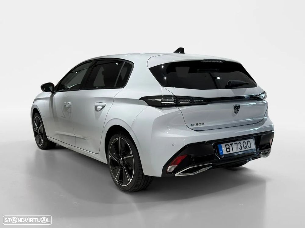 Peugeot e-308 54 kWh Allure - 4
