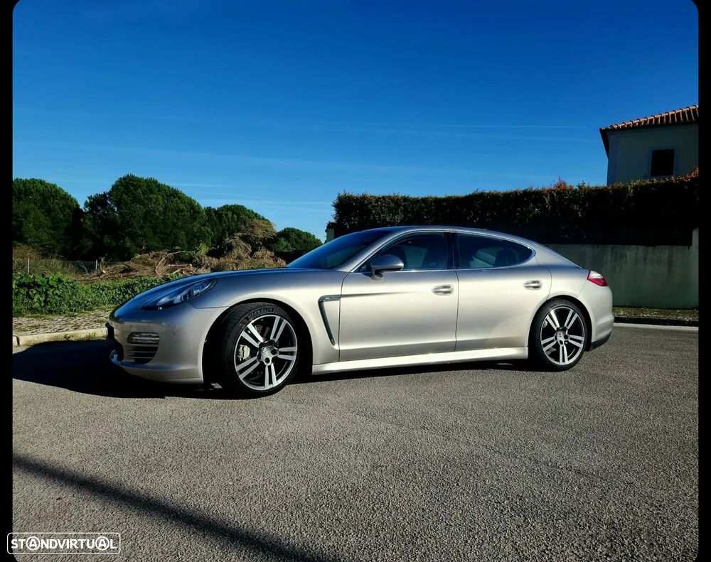 Porsche Panamera 4S PDK - 34