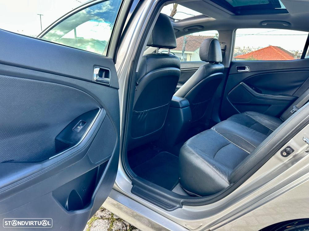 Kia Optima 1.7 CRDI TX - 26