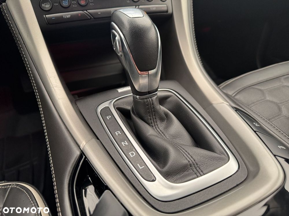 Ford Mondeo - 25