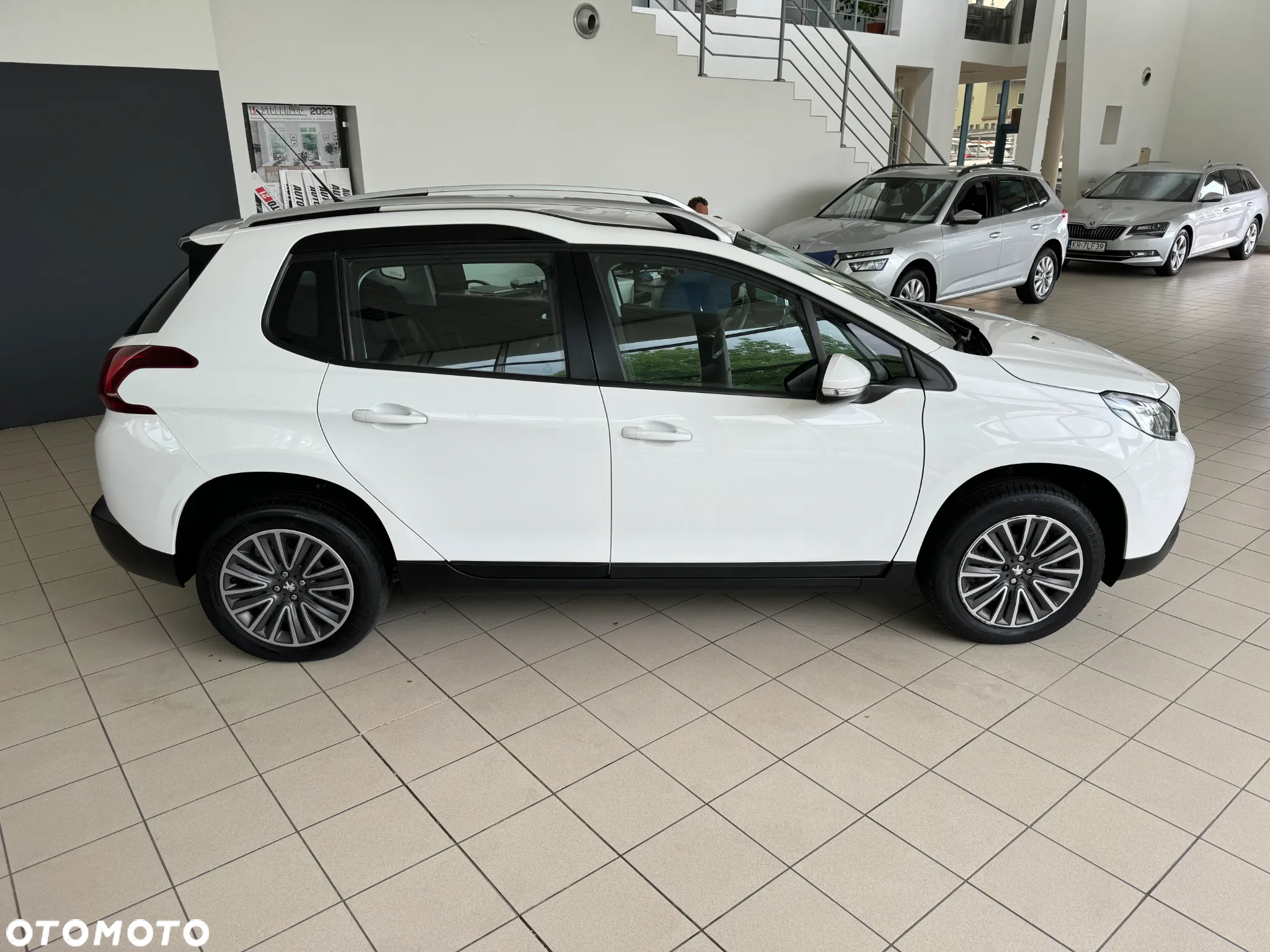 Peugeot 2008 1.2 Pure Tech Active EU6 - 10