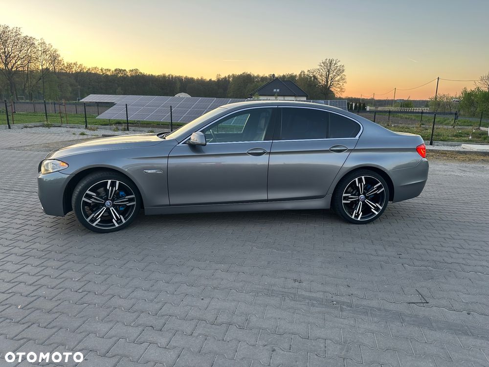 BMW Seria 5 520d BluePerformance - 11