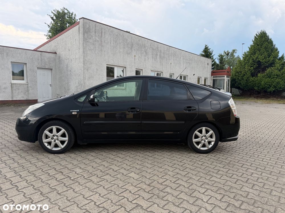 Toyota Prius 1.5 VVT-i Prestige - 2