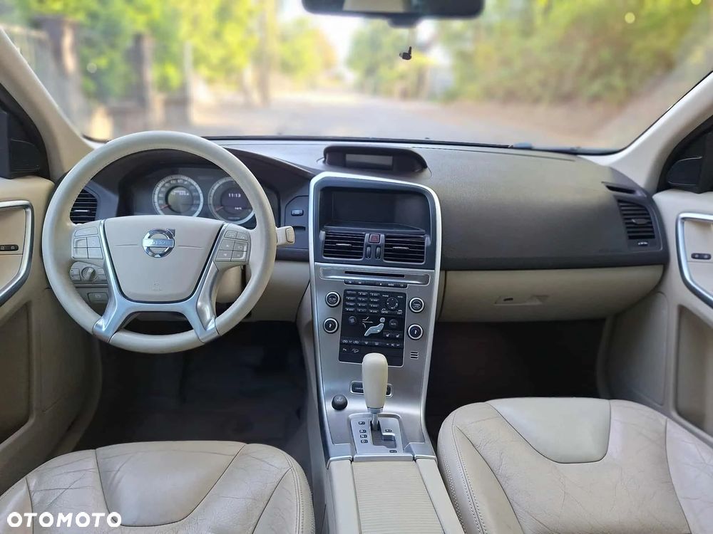 Volvo XC 60 - 8