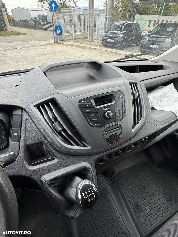 Ford Transit - 19