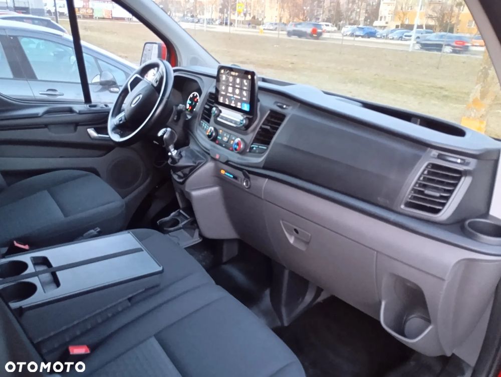 Ford Transit Custom Długi - 4