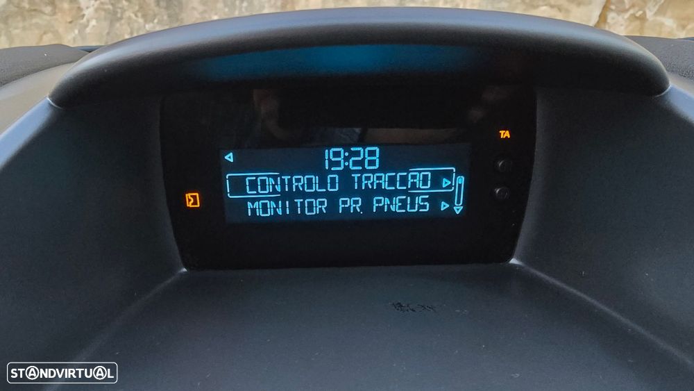 Ford Fiesta - 18