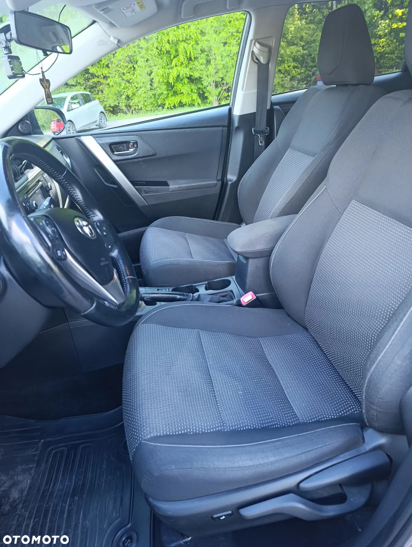 Toyota Auris Hybrid 135 Prestige - 14