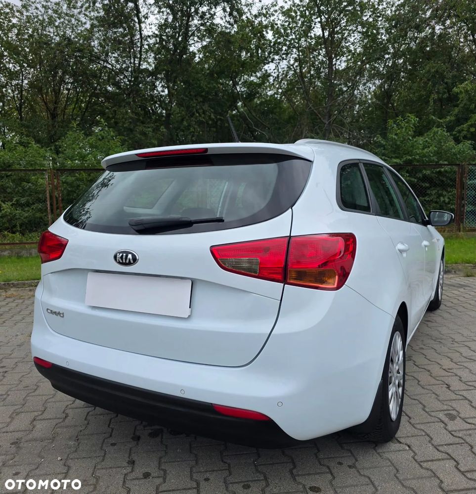 Kia Ceed 1.4 L - 15