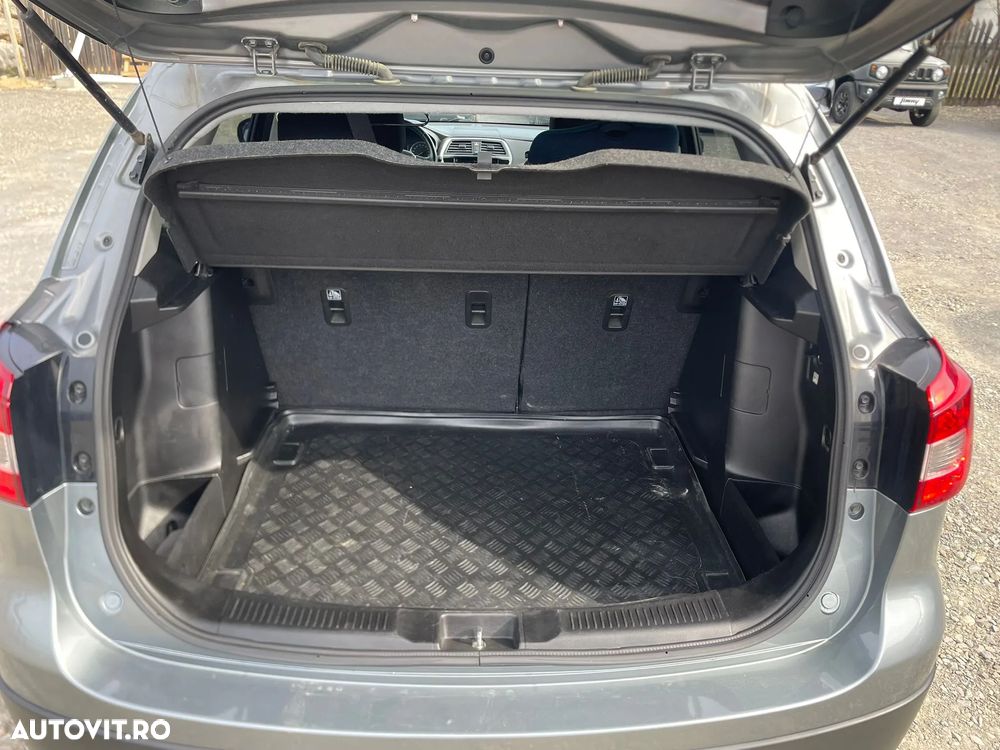 Suzuki SX4 - 4