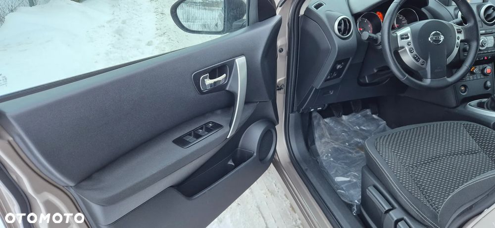 Nissan Qashqai+2 2.0 dCi DPF acenta - 25