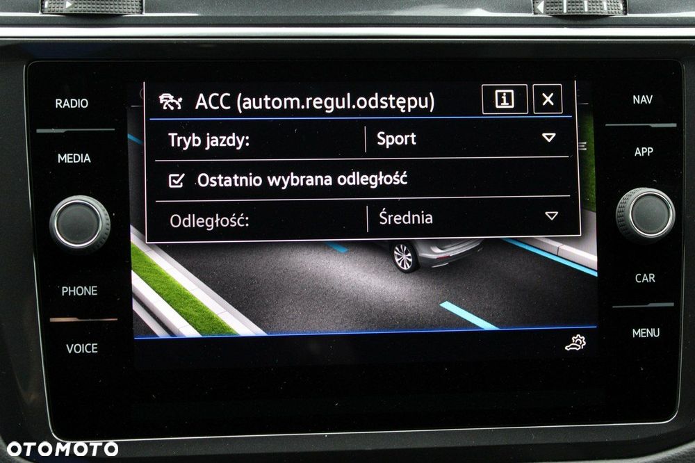 Volkswagen Tiguan - 21