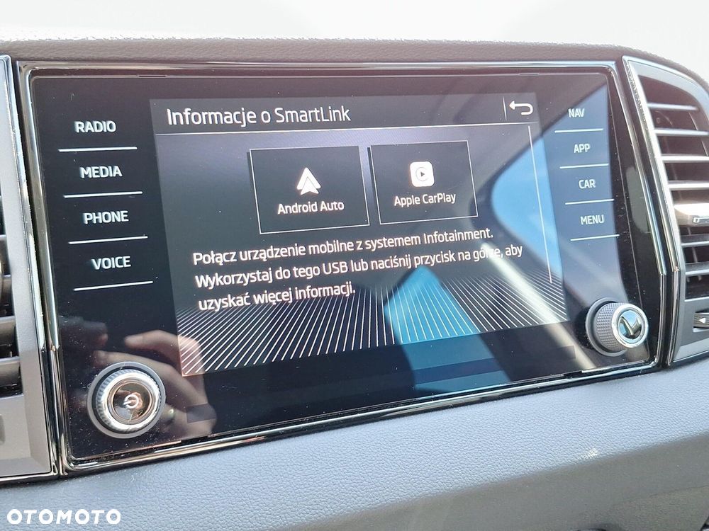 Skoda Karoq 1.5 TSI ACT Selection DSG - 19