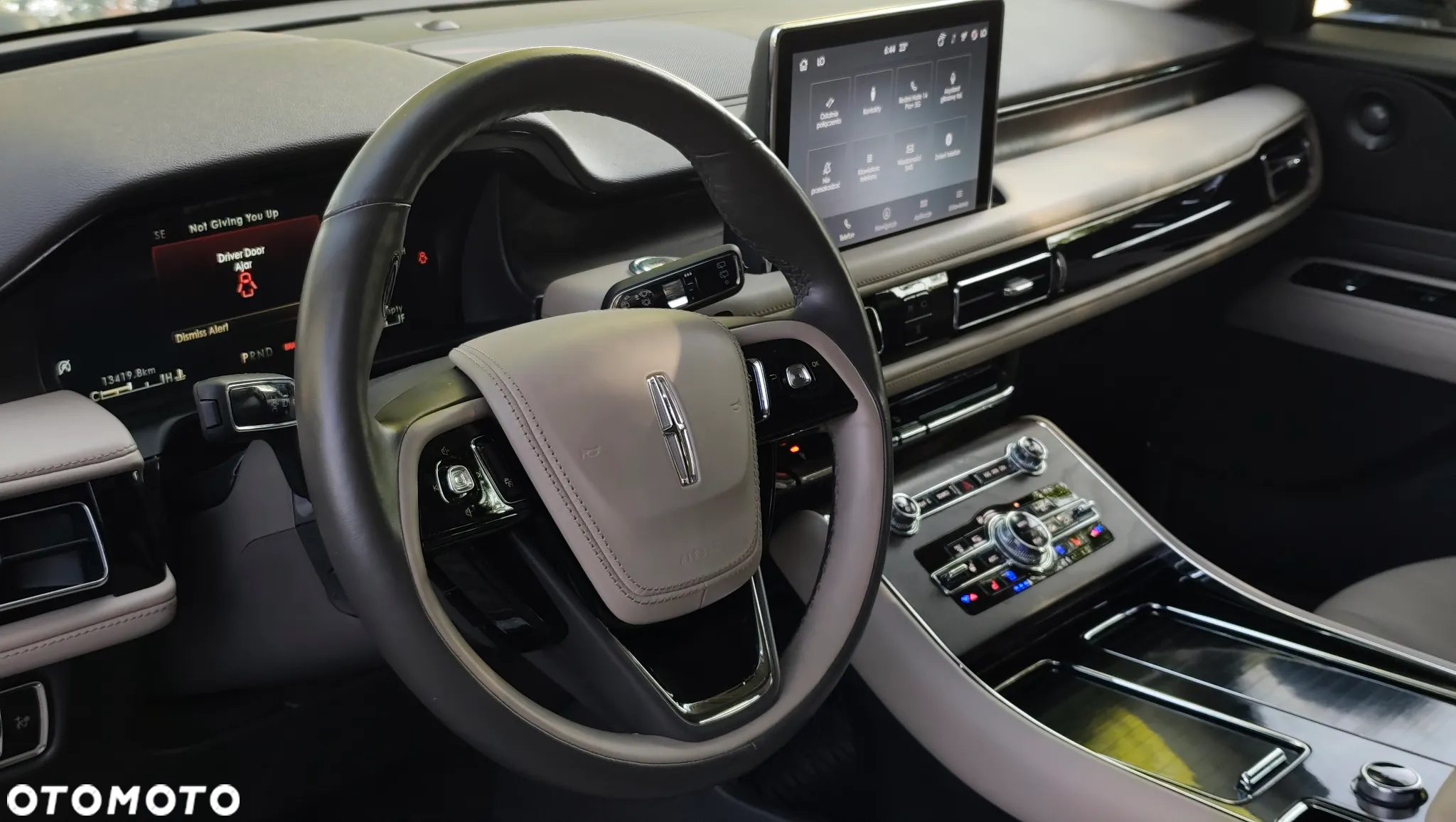 Lincoln Aviator - 15