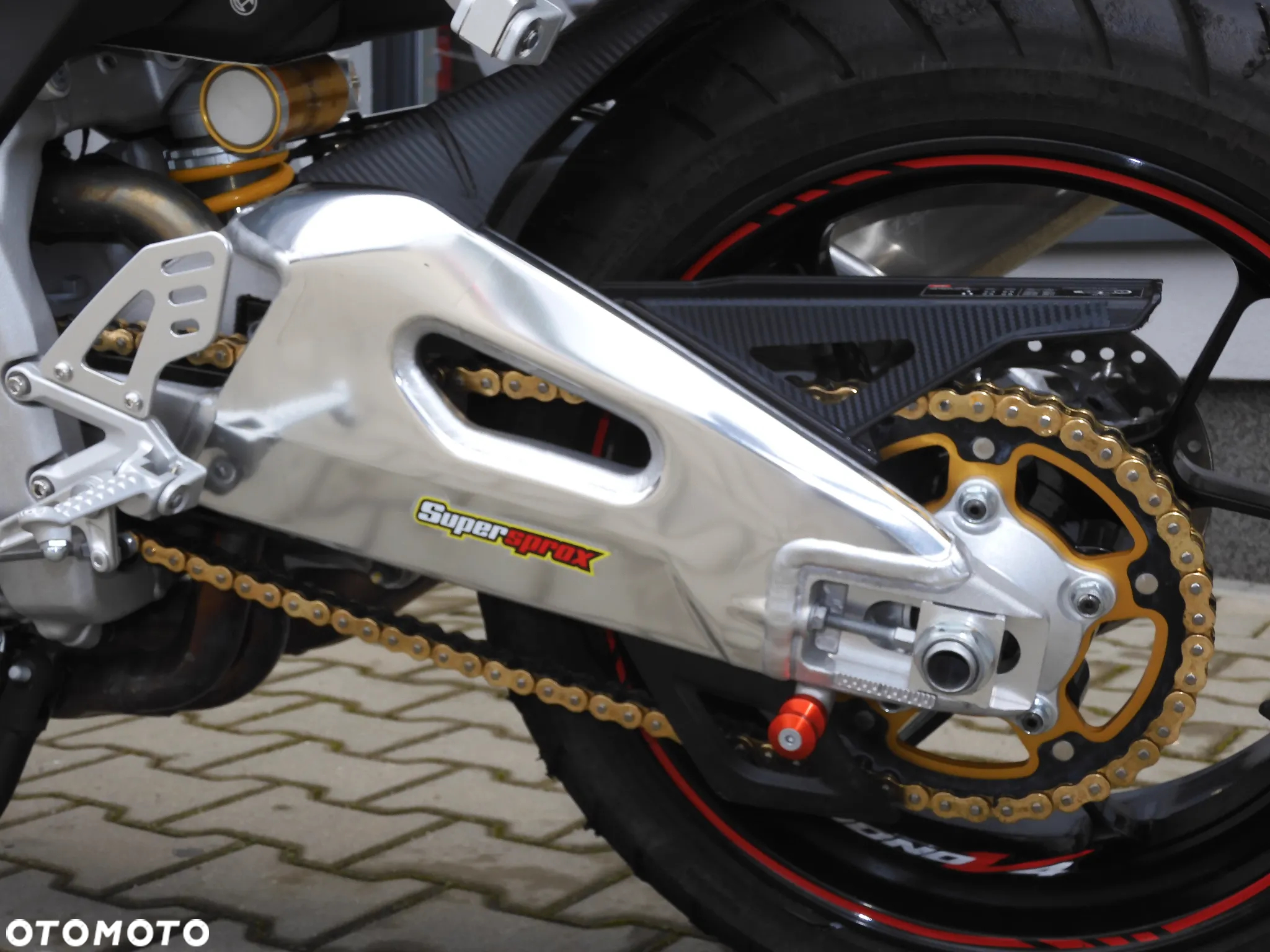 Aprilia Tuono - 26