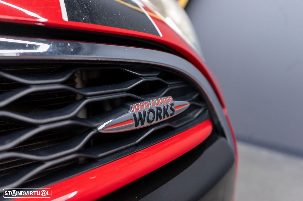 MINI 3 Portas John Cooper Works Auto Desportiva - 47