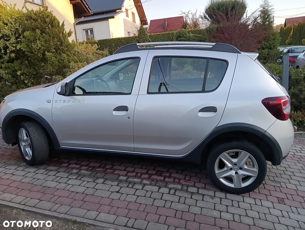 Dacia Sandero Stepway 0.9 TCe Laureate - 3